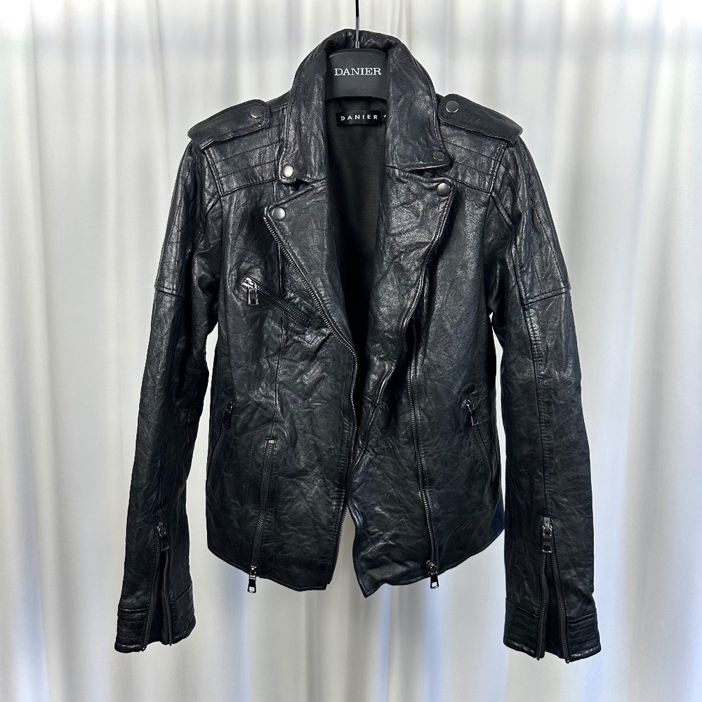 Danier Leather Classic Black Leather Biker Jacket • Silver Hardware • XS/S